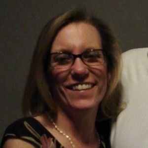 Meet your Posher, Lynn-marie